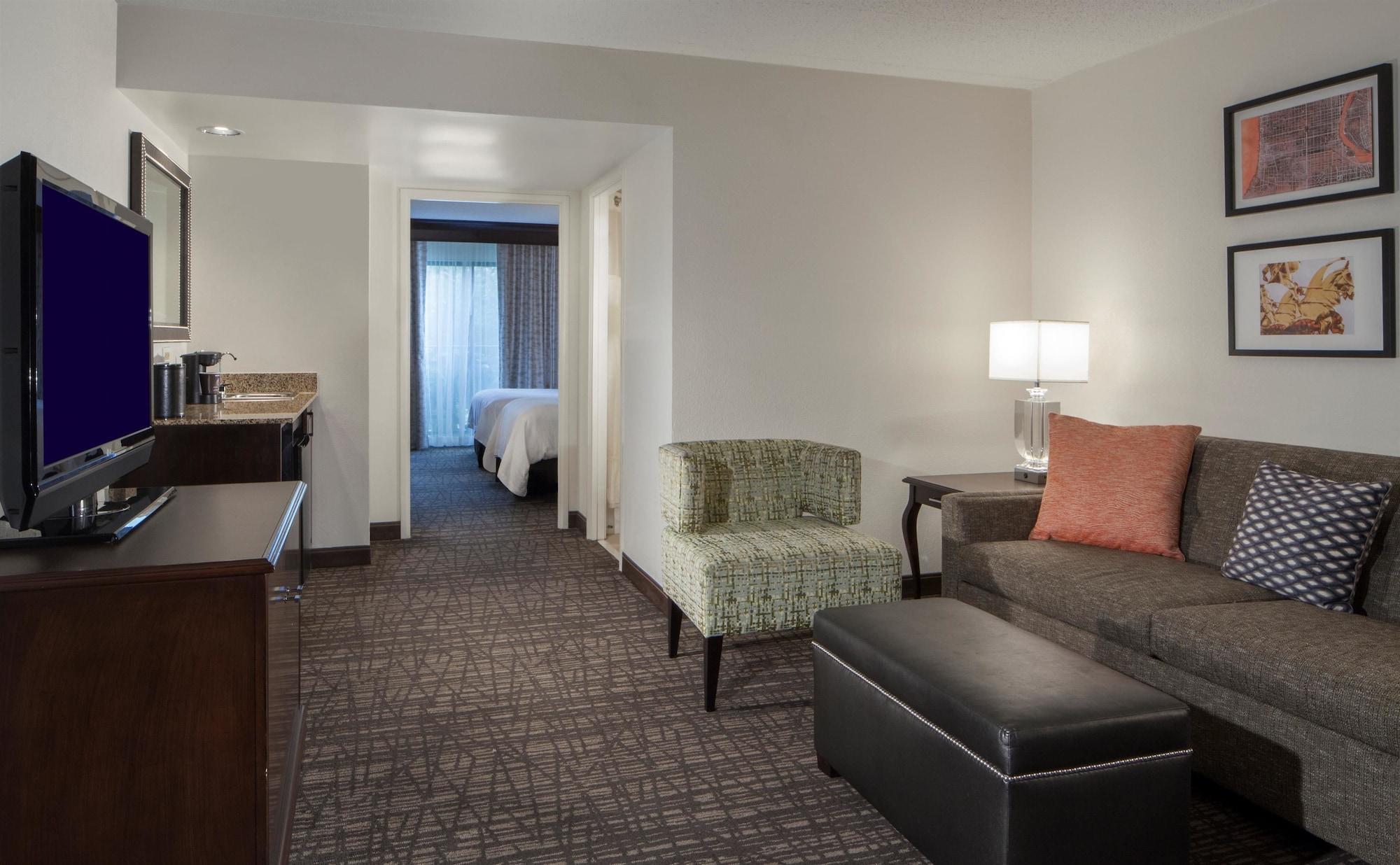 Embassy Suites By Hilton Philadelphia Airport Екстериор снимка