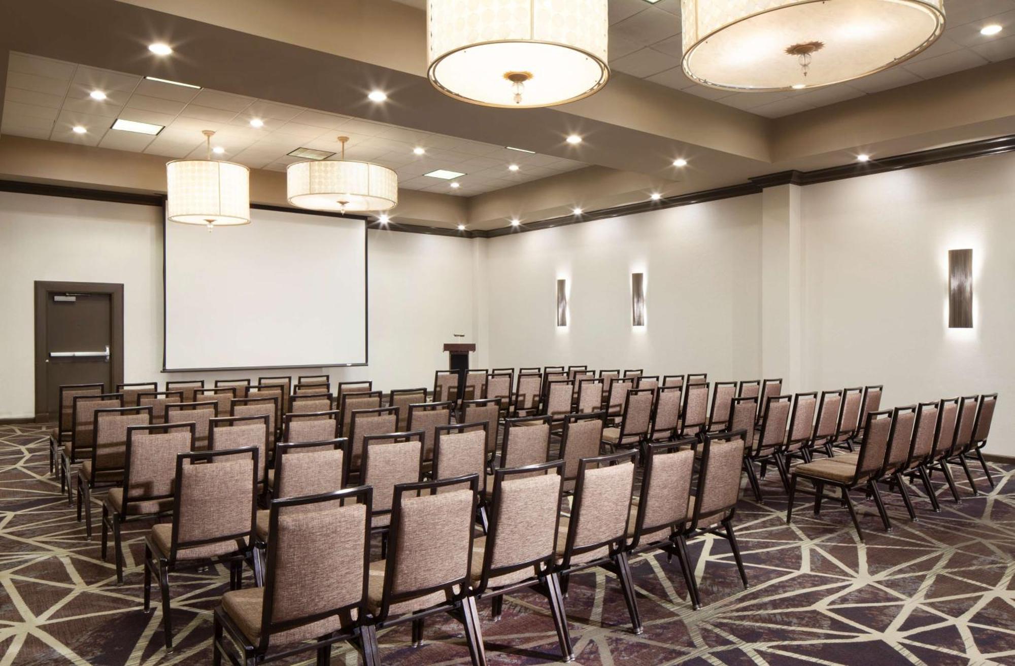 Embassy Suites By Hilton Philadelphia Airport Екстериор снимка