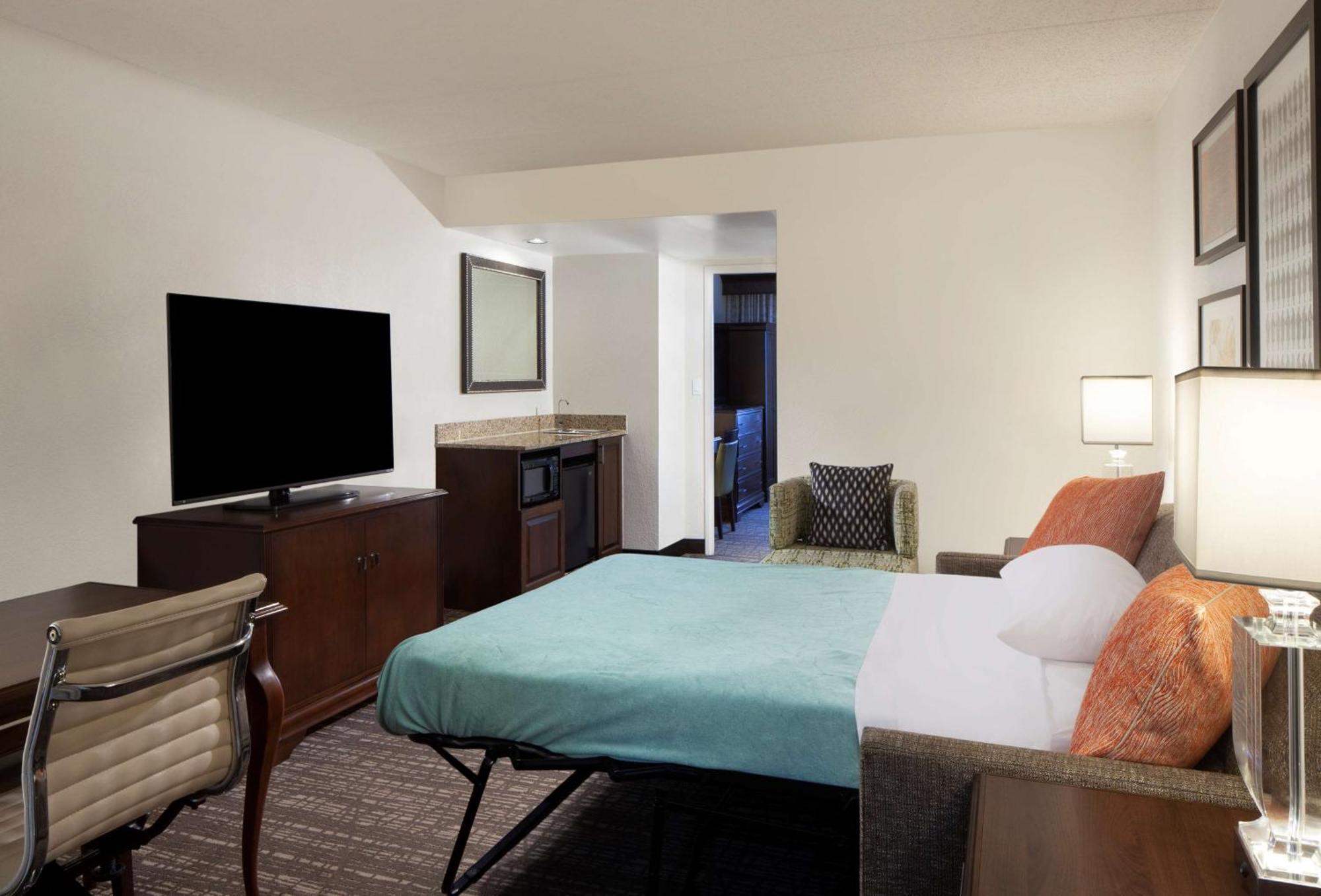 Embassy Suites By Hilton Philadelphia Airport Екстериор снимка