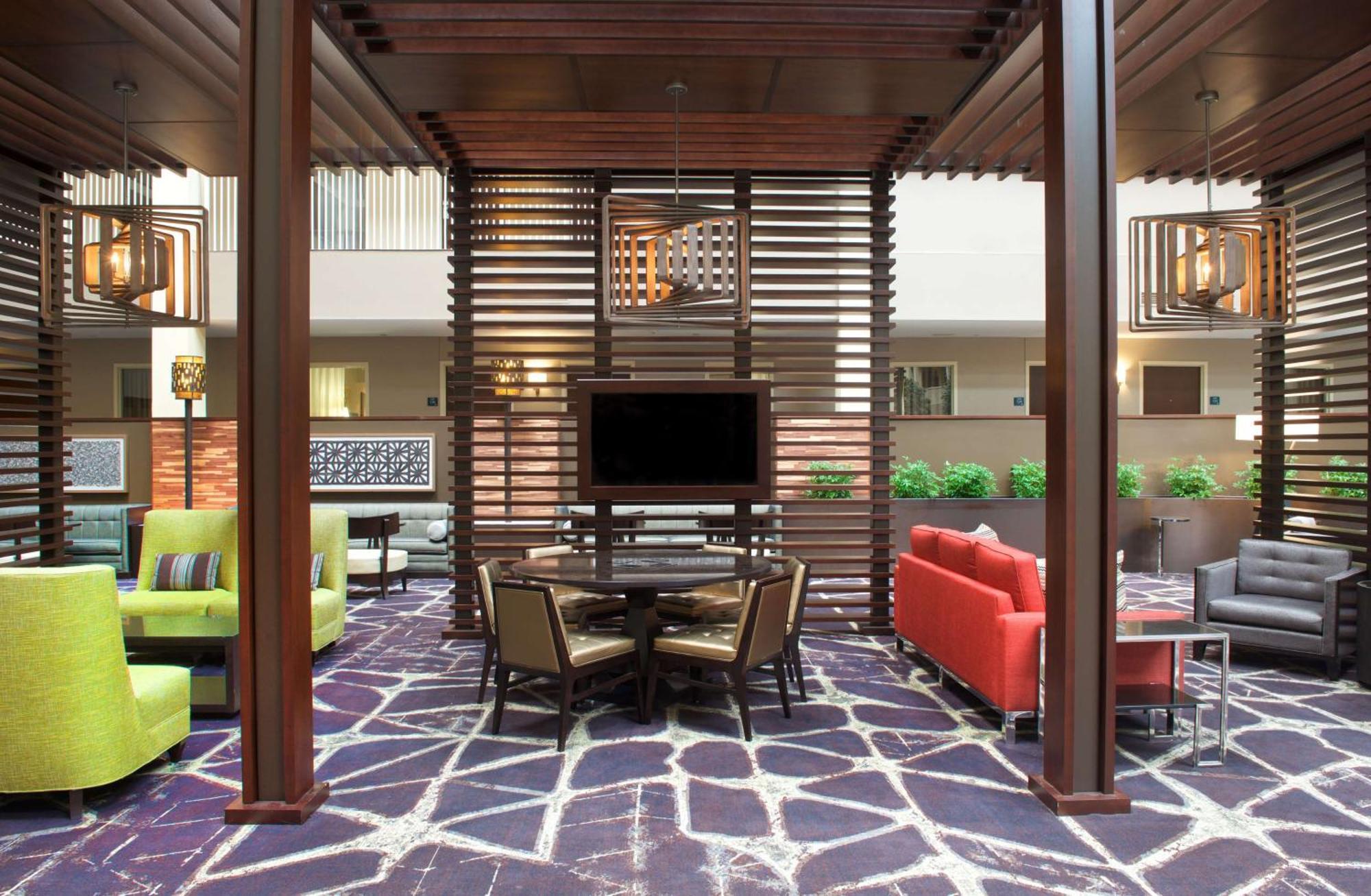 Embassy Suites By Hilton Philadelphia Airport Екстериор снимка